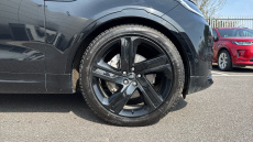 Land Rover Discovery 3.0 D300 Dynamic SE 5dr Auto Diesel Station Wagon